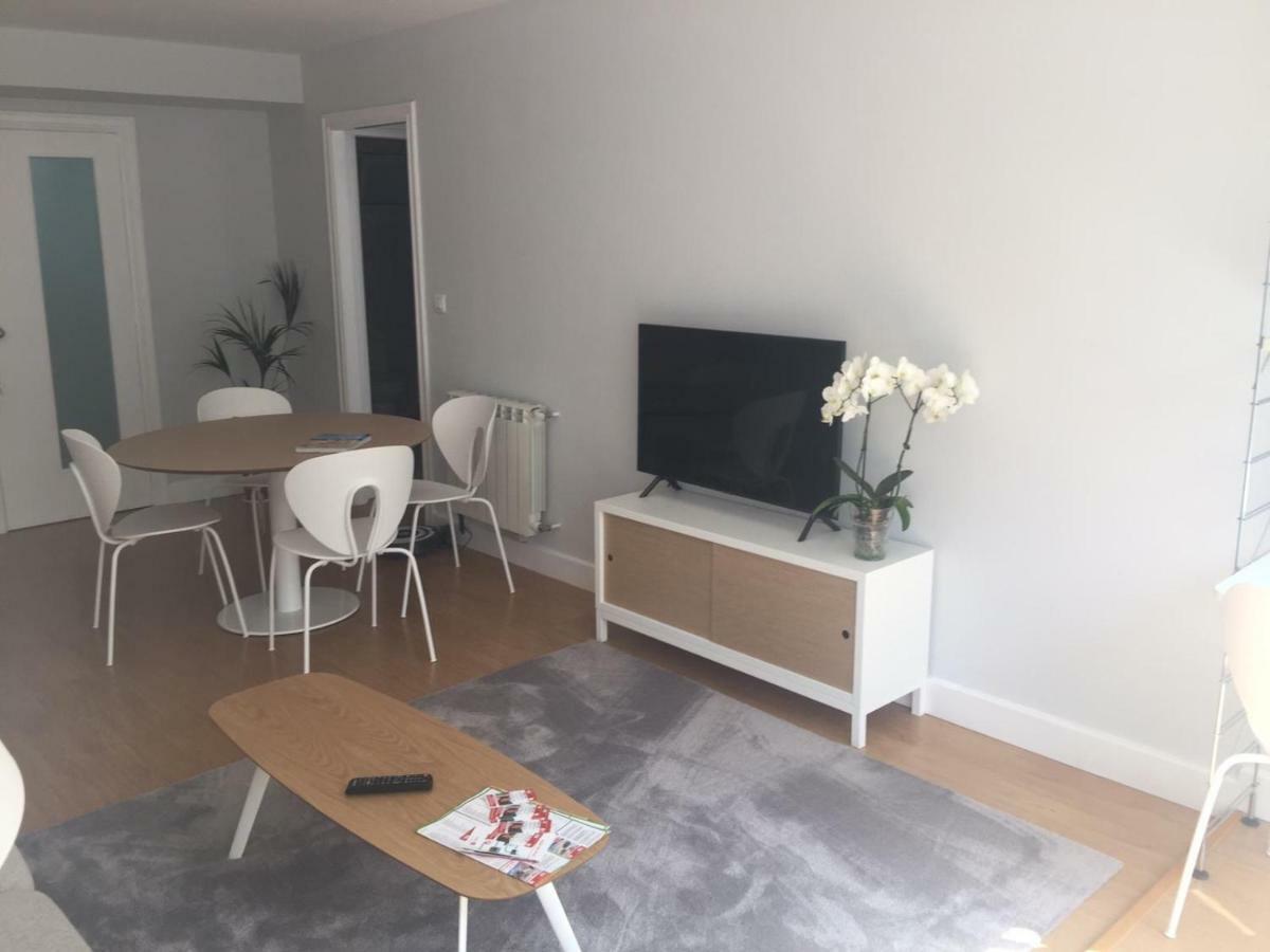 Apartamento De La Luz Centrico En Nautico -Parking Vigo Ngoại thất bức ảnh