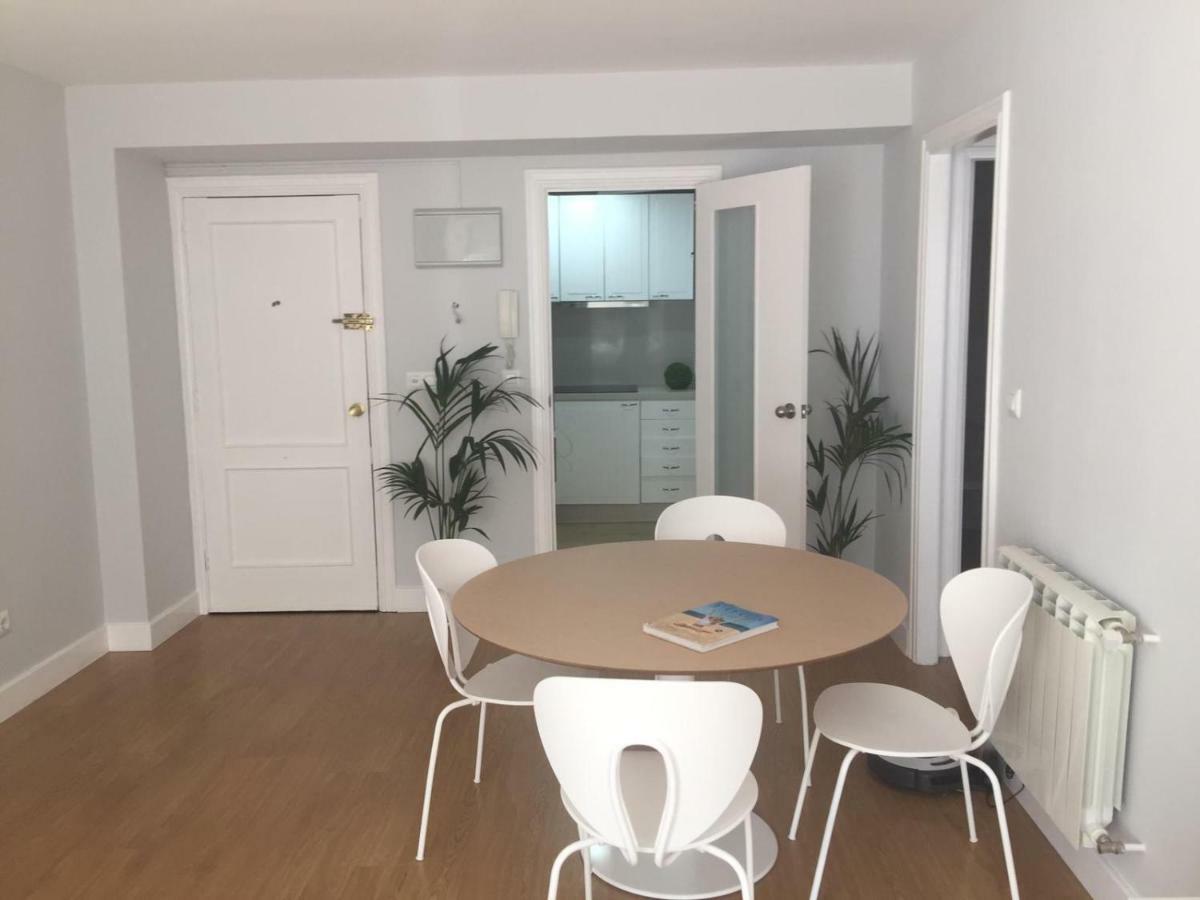 Apartamento De La Luz Centrico En Nautico -Parking Vigo Ngoại thất bức ảnh